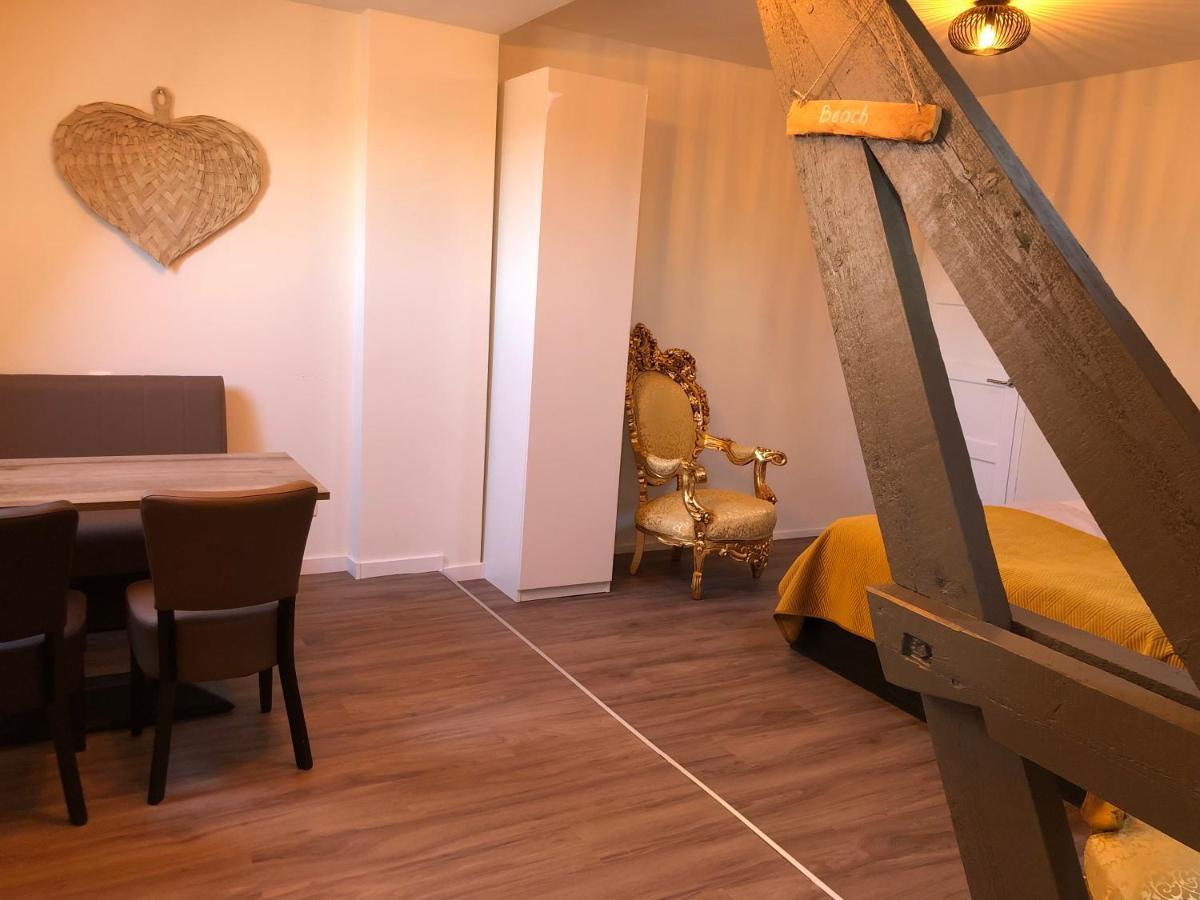 Residence De Kaaipoort Appartementen Aardenburg Exteriör bild