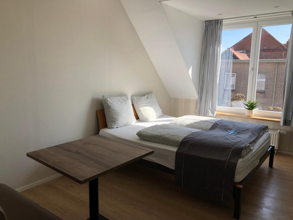 Residence De Kaaipoort Appartementen Aardenburg Exteriör bild