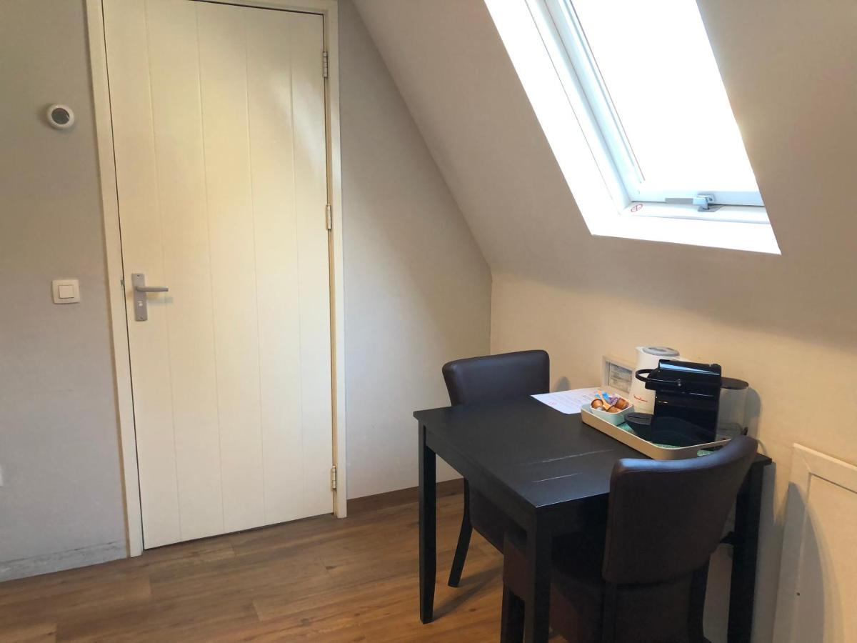 Residence De Kaaipoort Appartementen Aardenburg Exteriör bild