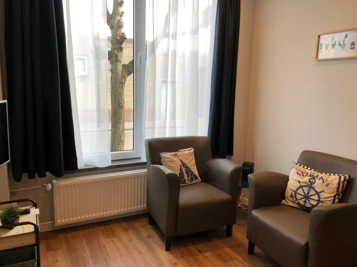 Residence De Kaaipoort Appartementen Aardenburg Exteriör bild